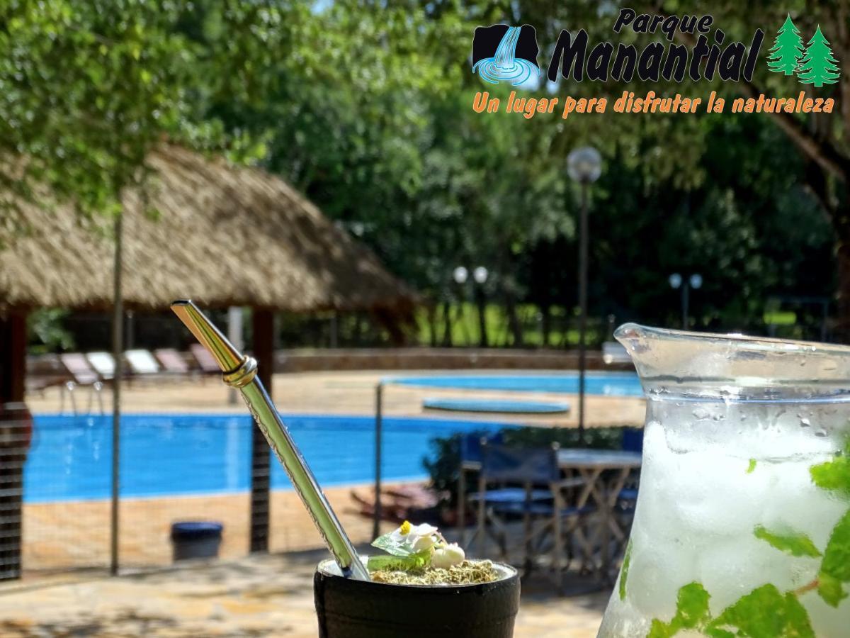 Parque Hotel Manantial Hohenau Esterno foto