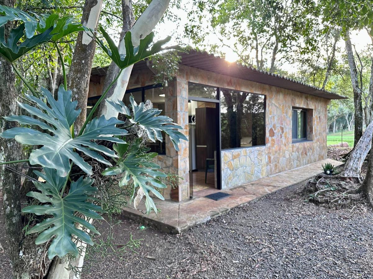 Parque Hotel Manantial Hohenau Esterno foto