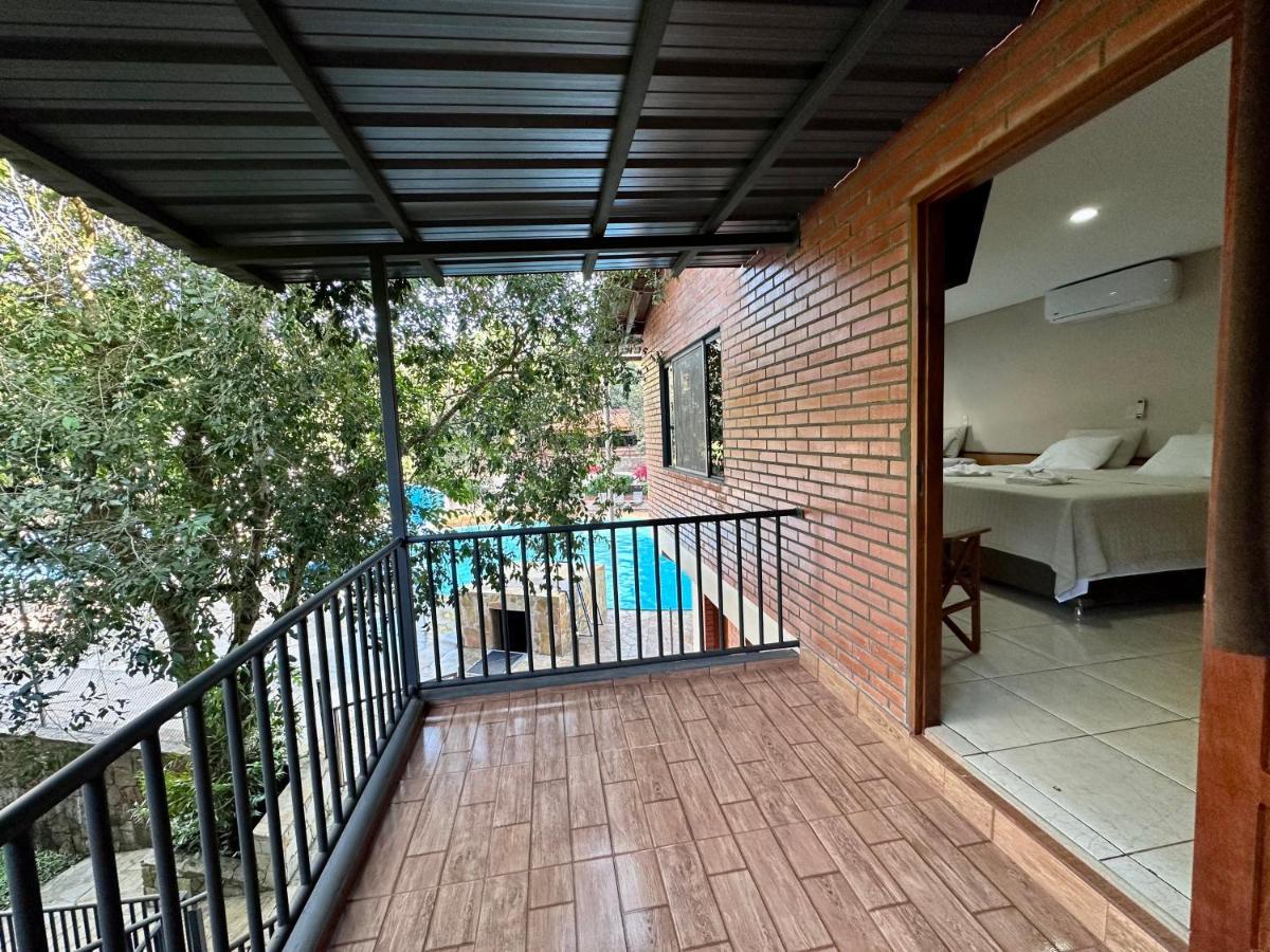 Parque Hotel Manantial Hohenau Esterno foto